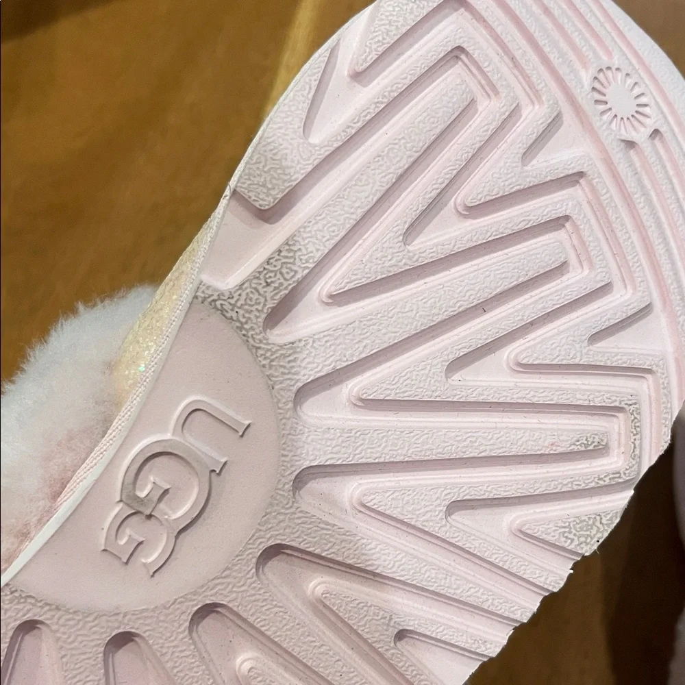 UGG Pink Fluffy Slippers with Glitter - Picture 7 of 7